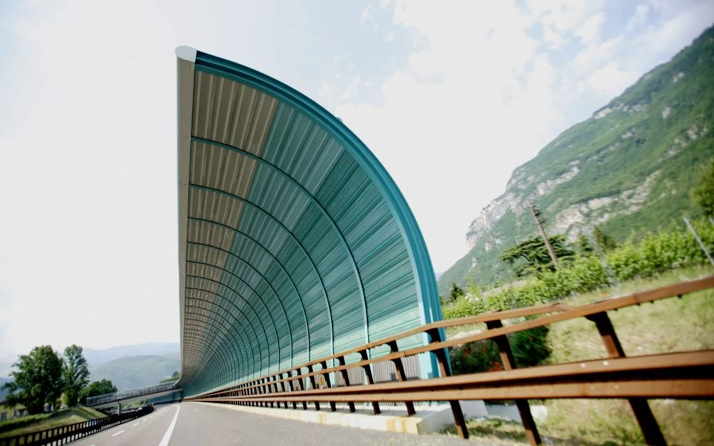 pantallas acusticas PROYECTOS DE PANTALLAS ACUSTICAS Empresa de Ingeniería y Consultoría Acústica en Madrid Mediciones Acusticas y Mapas de Ruido